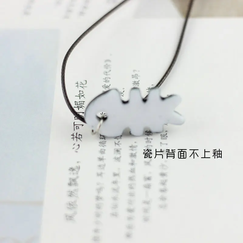 Y030 бигбинг модные ювелирные изделия керамическая белая черная рыба кость кулон