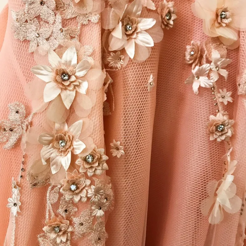 Платье LORIE для выпускного вечера с V-образным вырезом и цветочной аппликацией