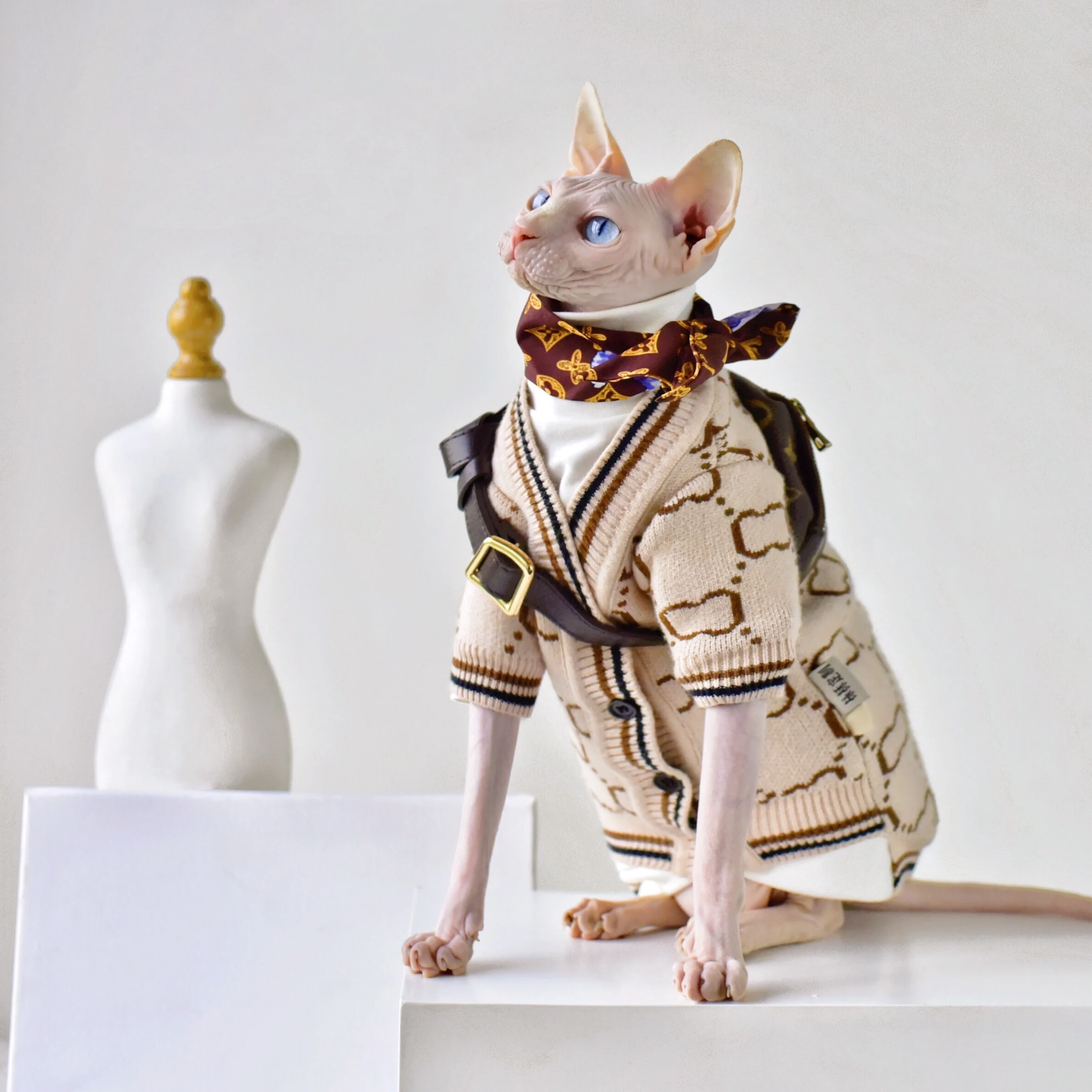 

Sphynx Cat Clothes Classic Cardigan Sweater Winter Thicken Warm Hairless Cat Devon Rex Cornish Cat clothes for sphinxes