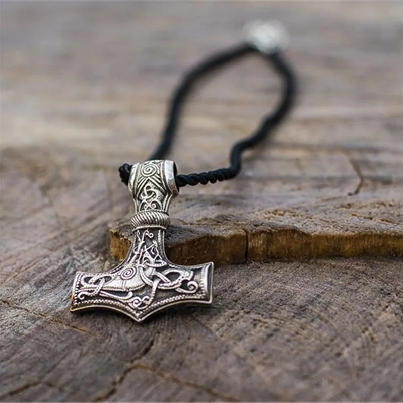 

Vintage Thor's Hammer Necklace Viking Viking Axe Pendant Necklace