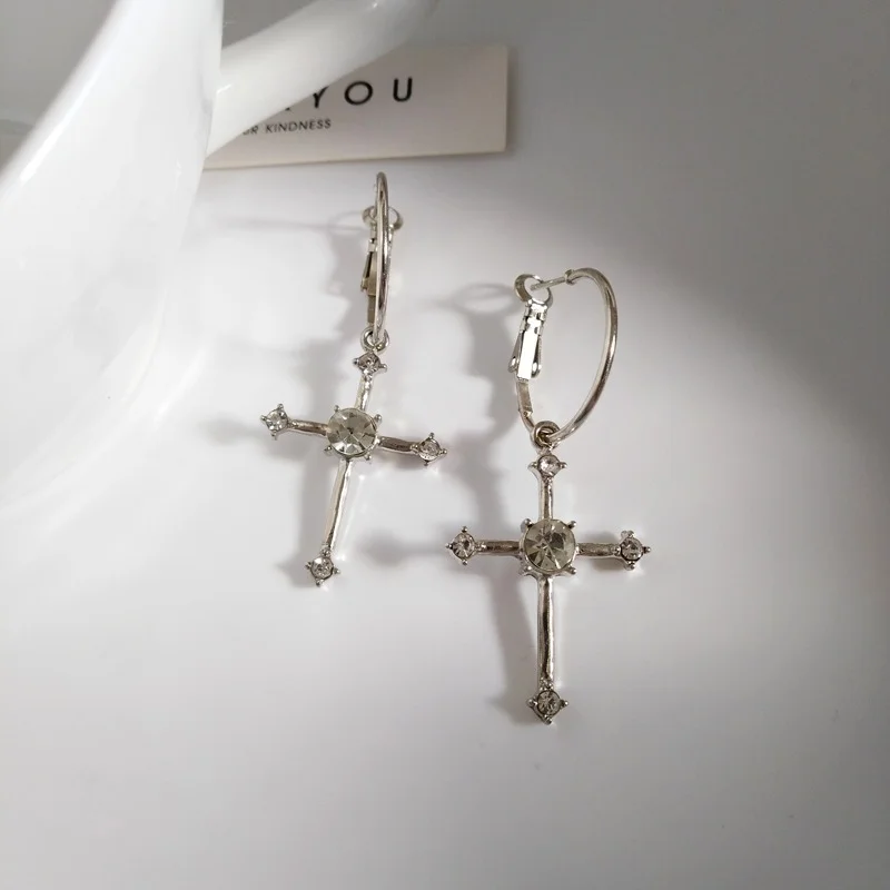 

Students Crystal Clean Gothic Diamante Cross Charm Women Hoop Earrings Fashion Dangle Earrings for Girls Gifts