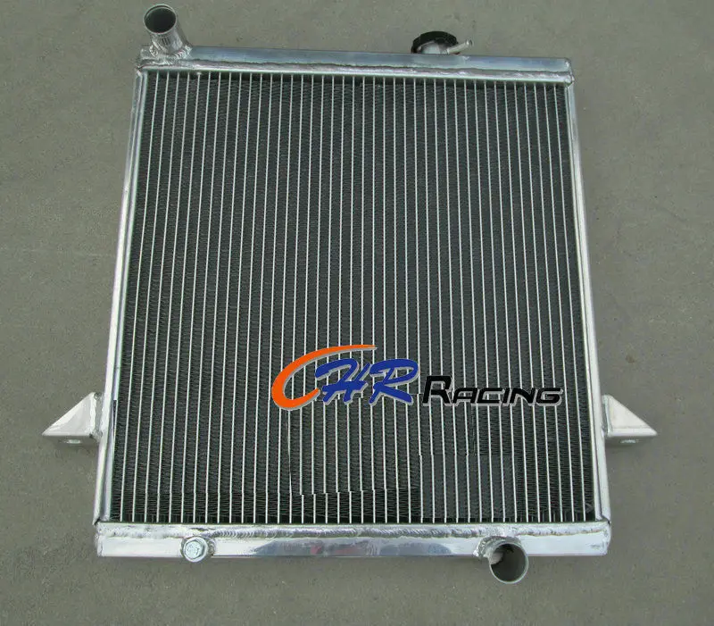 

Aluminum Alloy Radiator For Triumph TR6 1969-1974/TR250 1967-1968