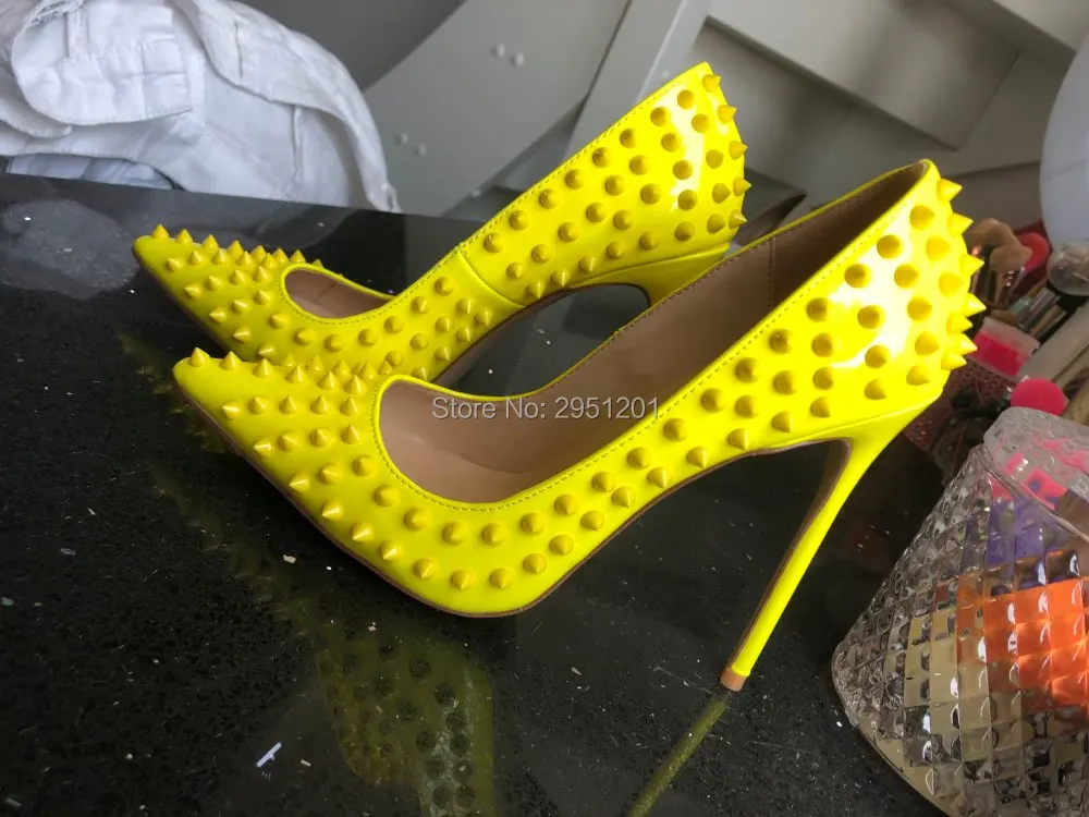 Туфли-лодочки женские на высоком каблуке заостренный носок лакированные