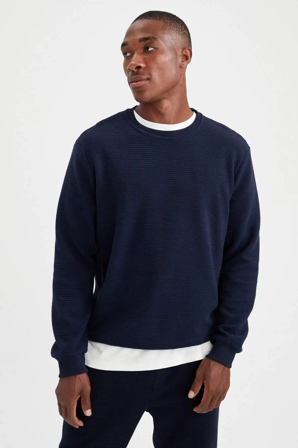 

Мужская трикотажная кофта с капюшоном, сезон осень-зима