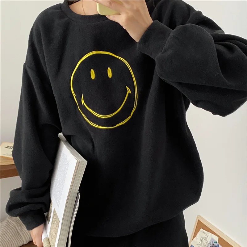 

Winter Island Fleece Warm Women's Pajamas High-quality and Comfortable Home Wear Summer Fashion Cute Smiling Women Pajamas