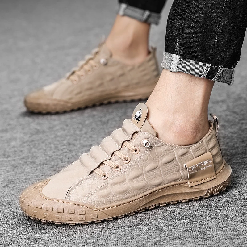

2021 summer new fashion men's shoes breathable deodorant work shoes non-slip wear-resistant all-match flat shoes