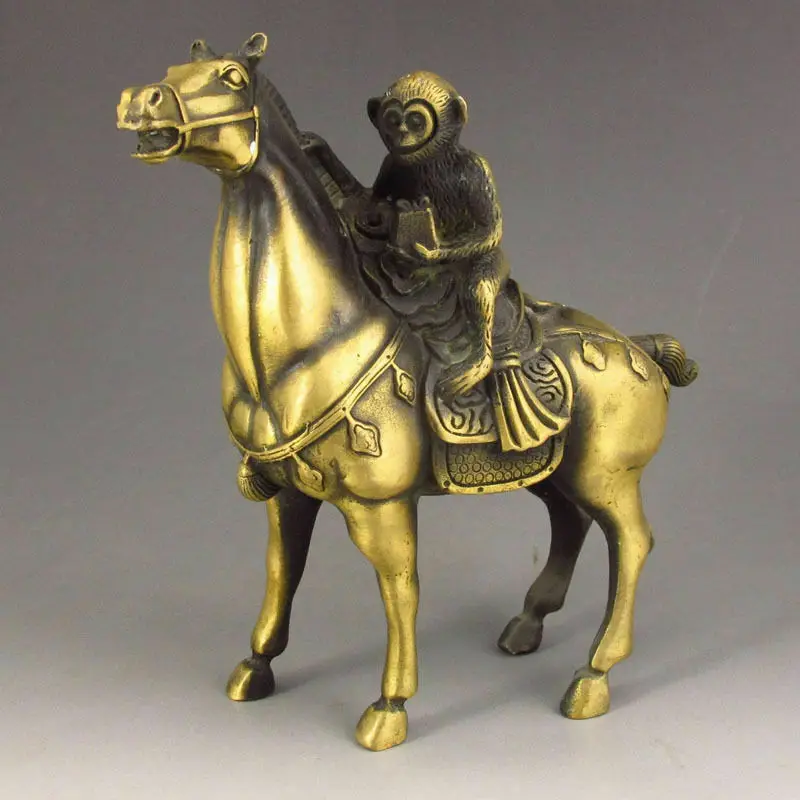 

Китайская Бронзовая статуэтка --- обезьяна ездит на лошади 16 см