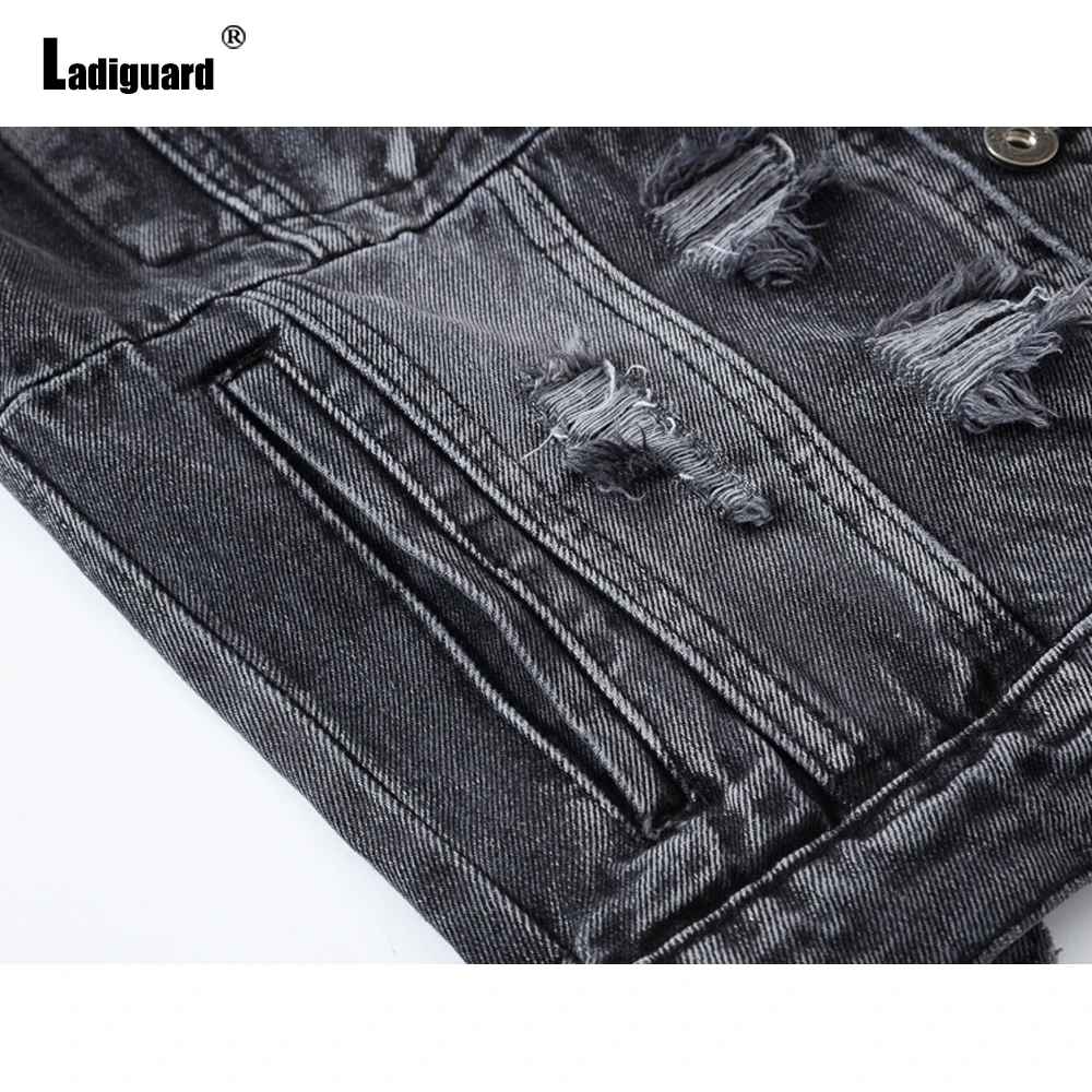 

Plus Size 3xl 4xl Mens Demin Jacket Sexy Men Clothing 2021 Fashion Hole Ripped Muliti-pockets Outerwear Male Skinny Denim Jacket