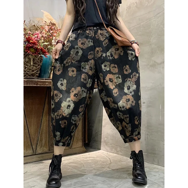 

SOUL OF TIGER 2021 Summer European Street Style Trousers Women Flowers Printed Denim Pants Ladies Vintage Casual Jeans Plus Size