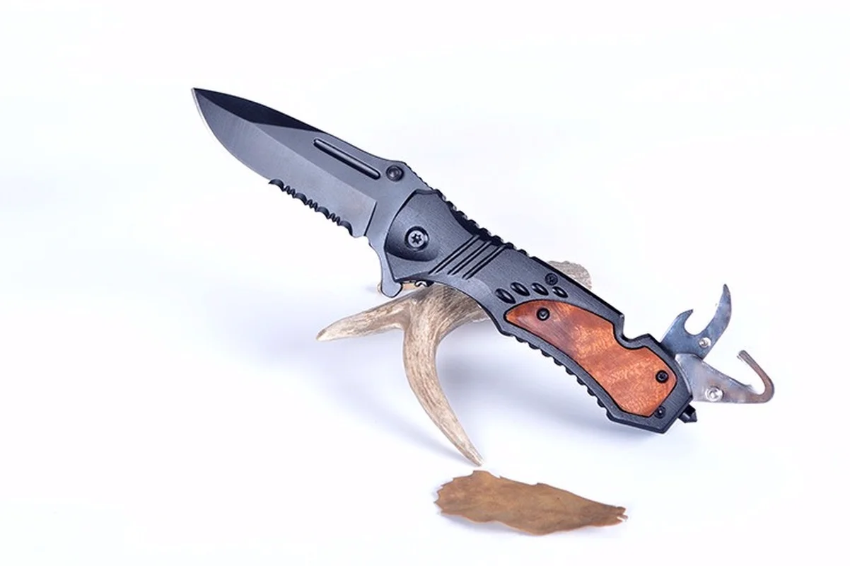 

Pocket Multifunctional Folding Knife Tactical High Hardness Self-defense Survival Tools Hunting Camping Knives