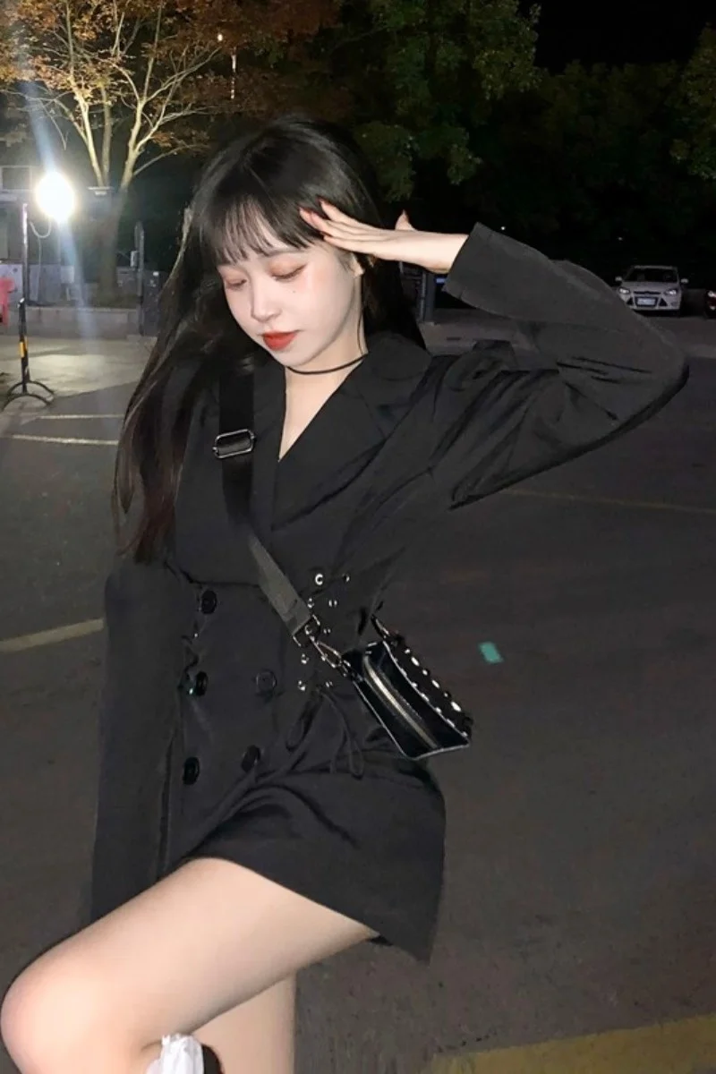 Шикарное милое платье Крутое приталенное с двойным рядом пряжек для девочек |