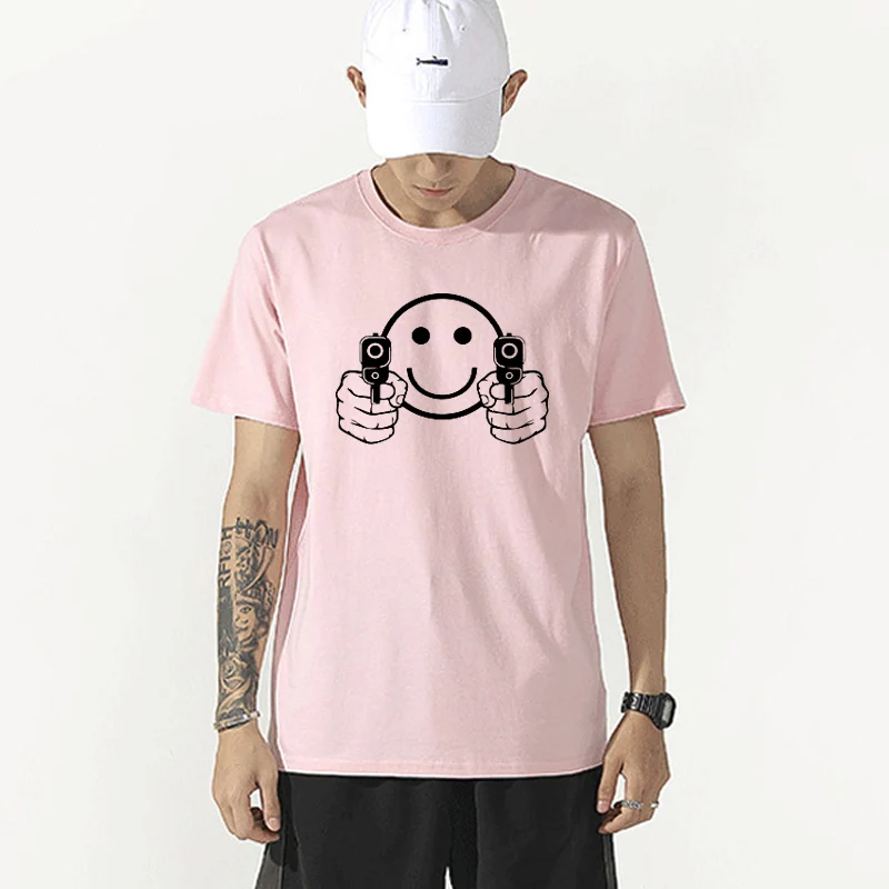 

2021 New Fashion T-shirt Brand Clothing Hip Hop SMILEY FACE GUNS Print Men T Shirt Short Sleeve Anime High Quality Men clothing