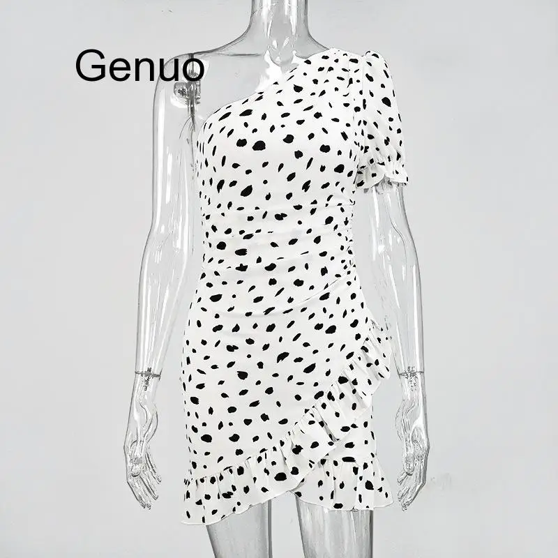 

Black White Polka Dot Dress One Shoulder Short Sleeve Ruffles Summer Dress Ladies Ruched Mini Dress Women Vestidos 2020