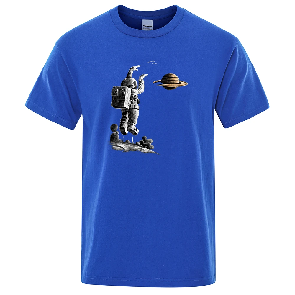 

Men Harajuku Cut T-Shirts "looking At Saturn Dunk" Print Short Sleeve Shirt Round Neck Oversized Cotton Fashion