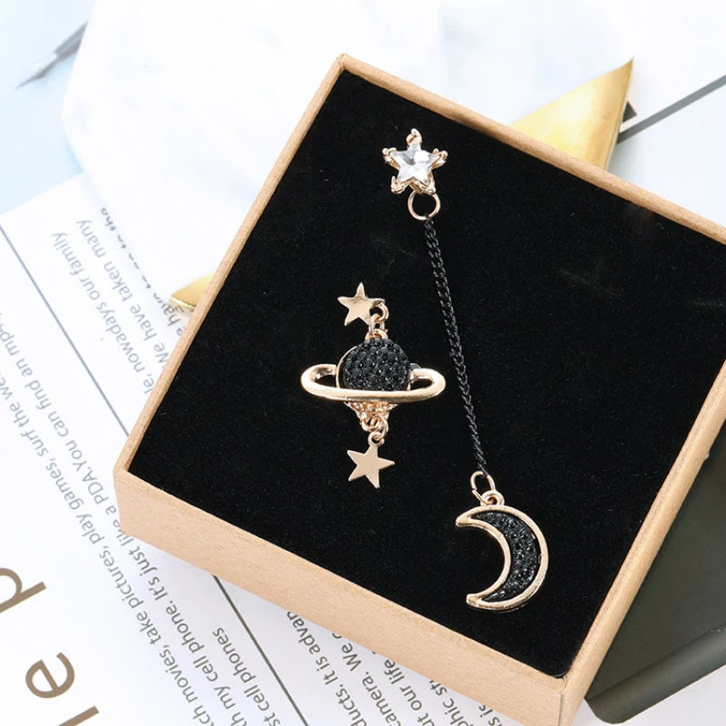 

Korean Jewelry Star Moon Long Earings For Women Brinco Asymmetric Round Planet Earring Drop Pendientes Tassel Wedding Earing