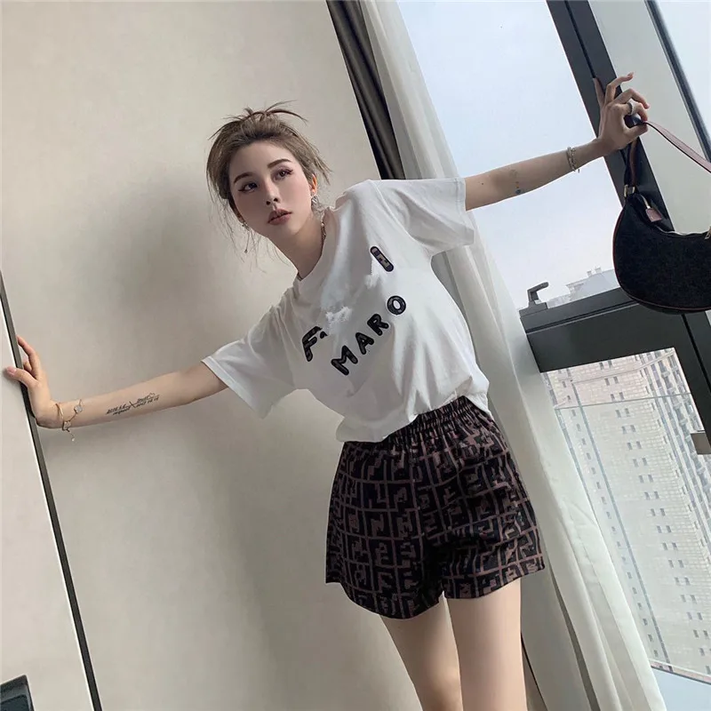 

Women Fashion T Shirt Sexy Short Sleeve Female Outdoor Street Style Clothes Loose Personality Woman All-Match Party Colthes 2021