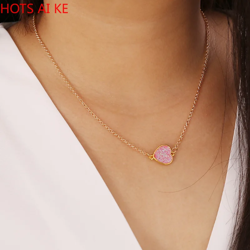 

Candy Color Love Frosted Necklace 2021 Fashion Trend Simple Personality Clavicle Chain Creative Choker Jewelry Gift Link