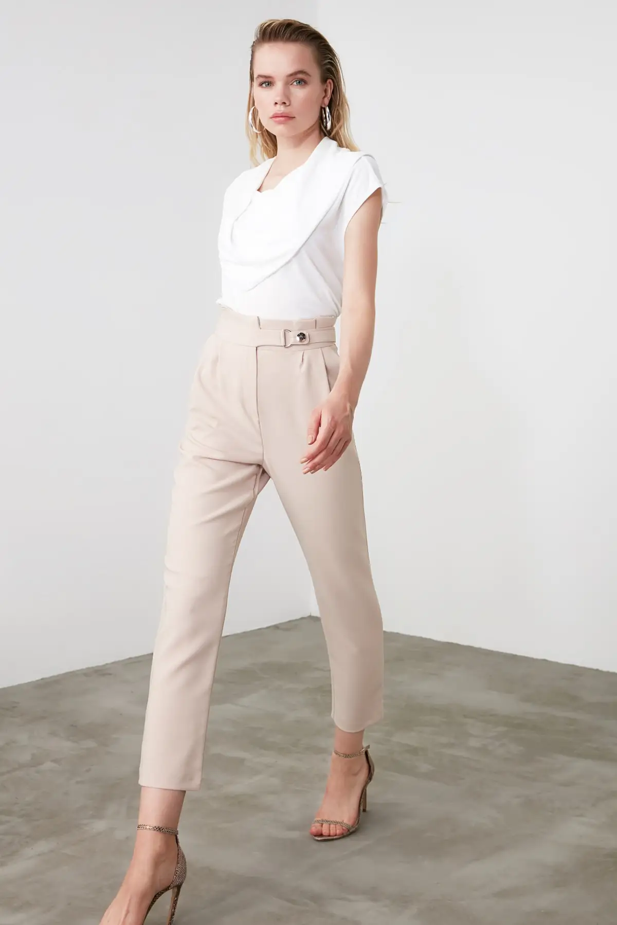 Брюки с защелками от Trendyol TWOSS20PL0131|Брюки| |