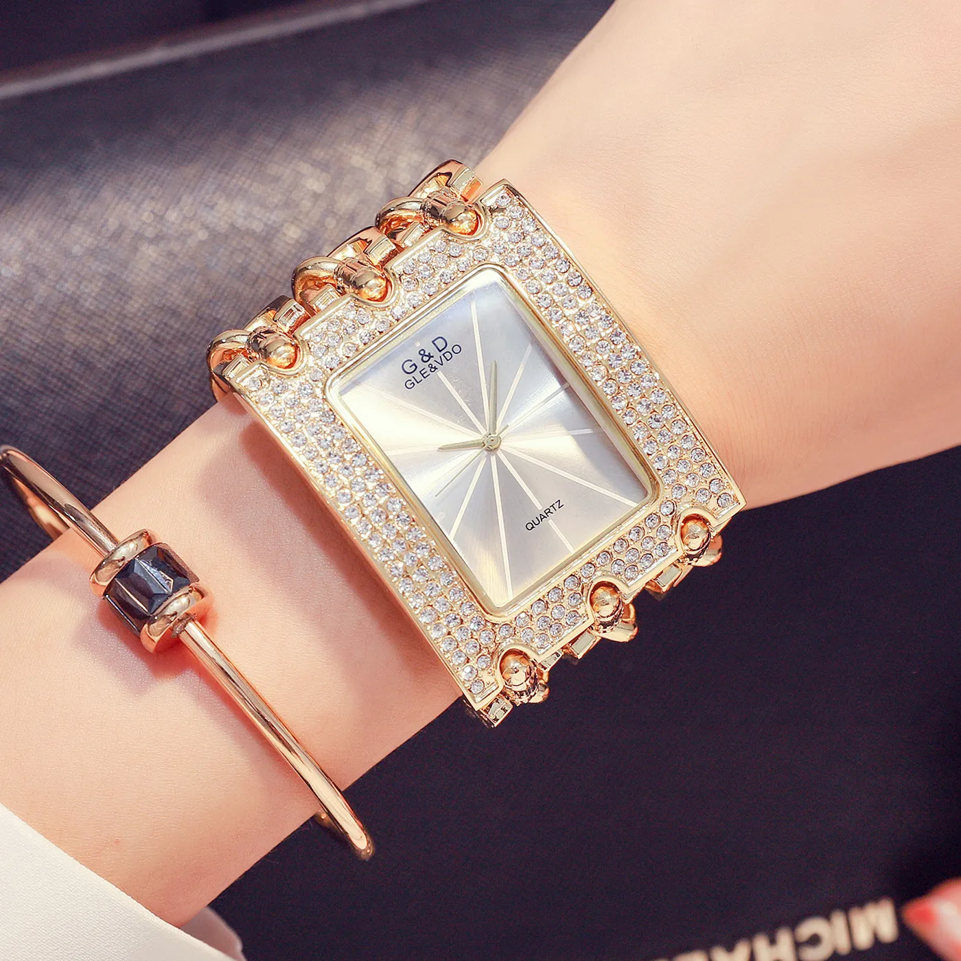 G&D 2021 New Casual Fashion Men's Bracelet Watch Three Chain Diamond Quartz Watch Free Shipping enlarge