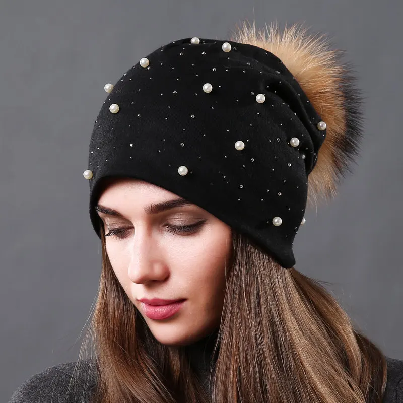 

2019 New Women's Pearls Beanies Winter Causal Solid Rhinestone Pearl Slouchy Beanies Hat with Raccoon Fur Pompom Femme Black Cap