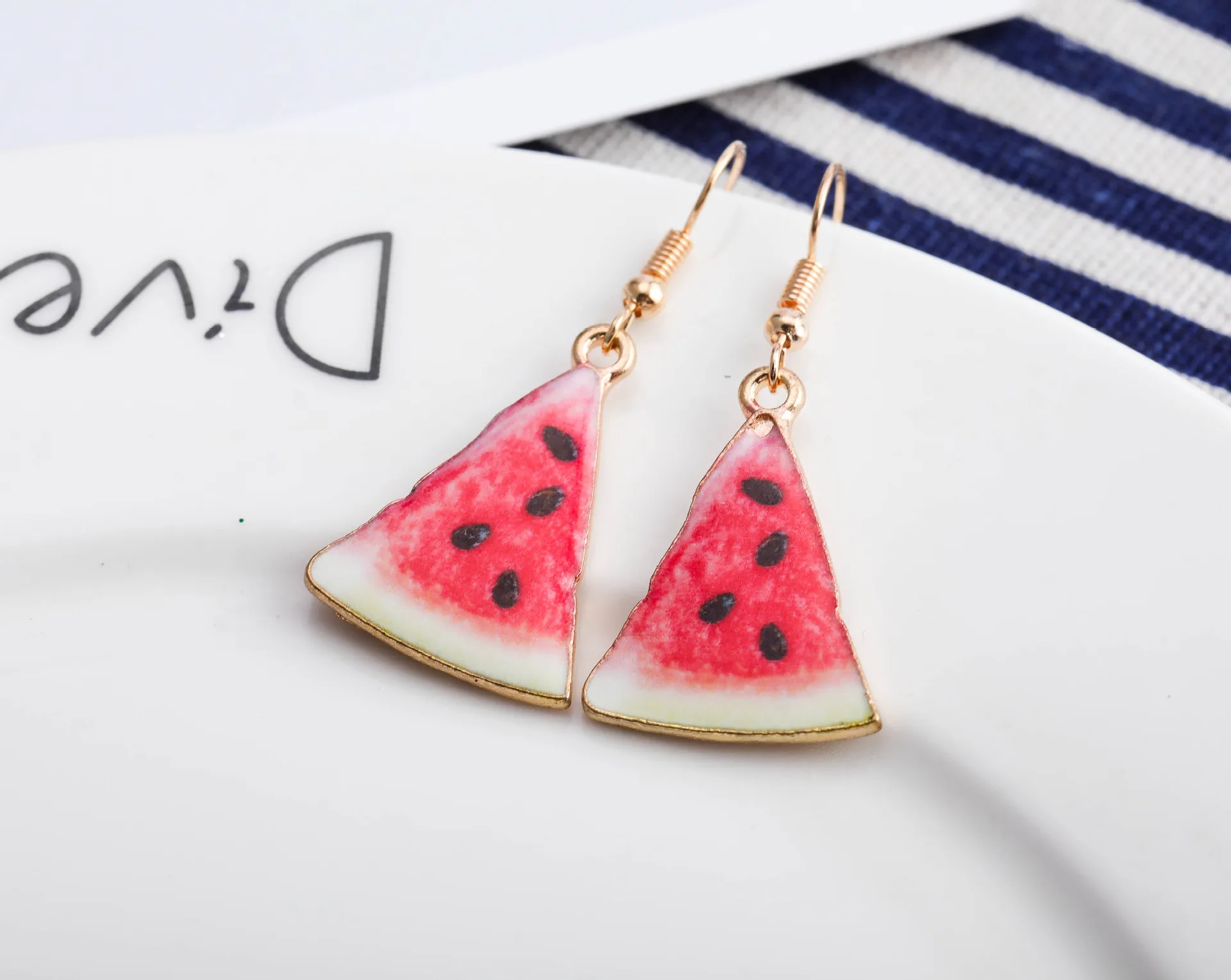 

SNCSDK 2020 Fruit Women dangle Earrings Pineapple Small Fresh Fruit Earrings cute fashion jewelry