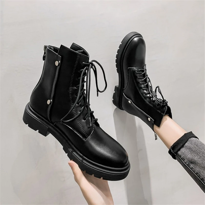 

JIANBUDAN New black leather boots Women's autumn Ankle boots Flat heel Fashion motorcycle boots Winter plush warm women shoes