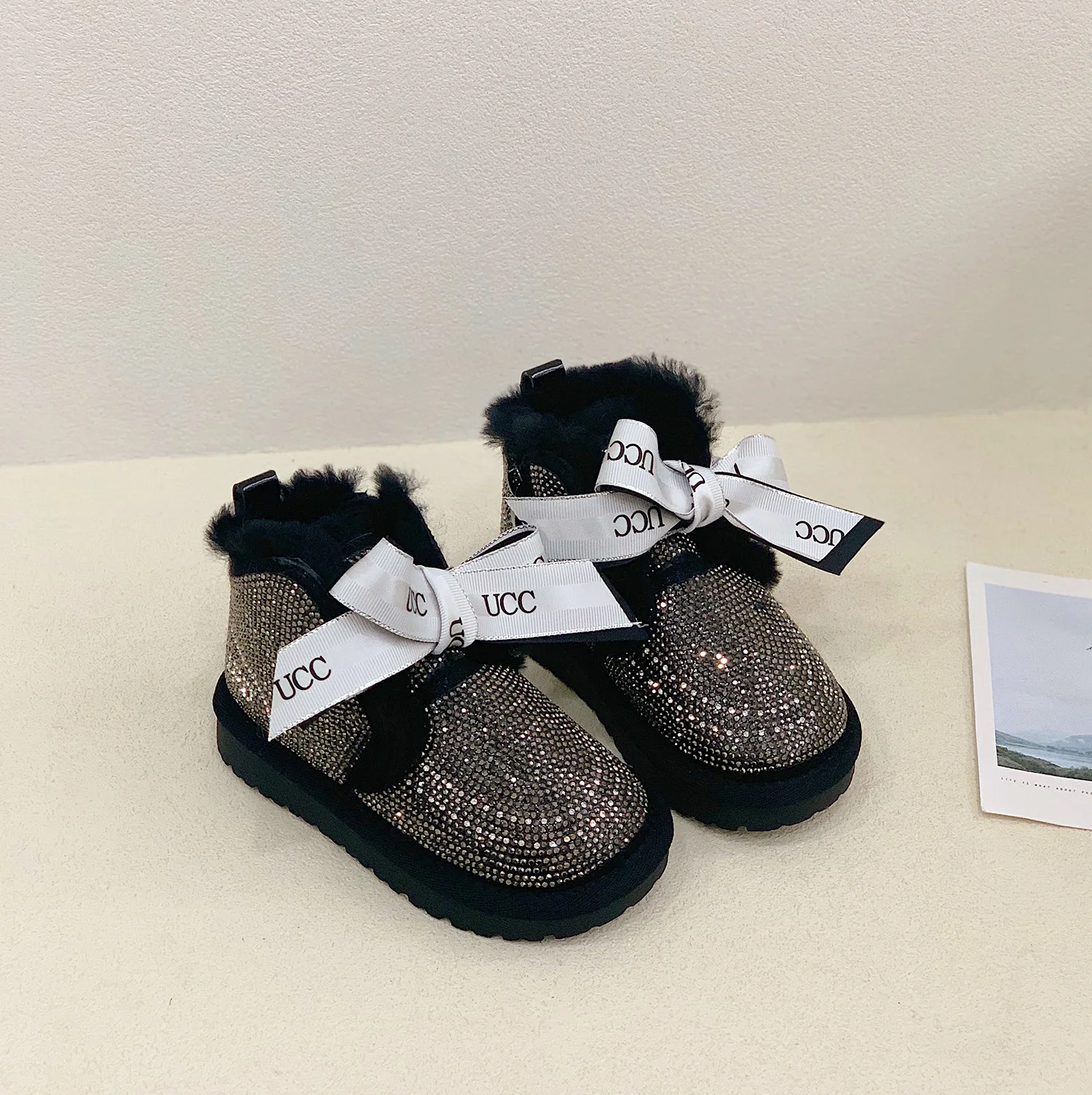 

New Winter Children Snow Boots Rhinestone Warm Plush Zip Ankle Princess Girls Boots Fashion Outdoor Non-slip Toddler Baby Shoes