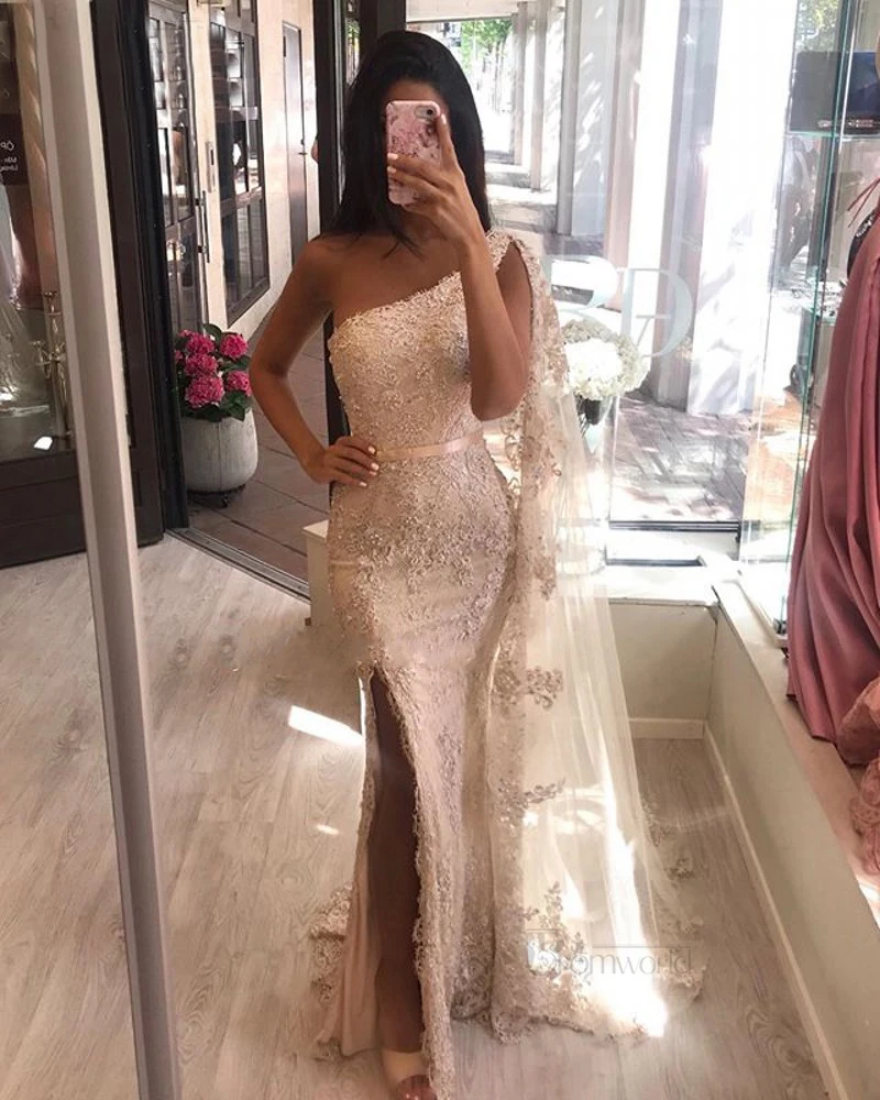 

Sexy Lace Mermaid Evening Dresses 2021 Champagne Beads Appliques Side Slit One Shoulder Dubai Arabic Long Formal Evening Gowns