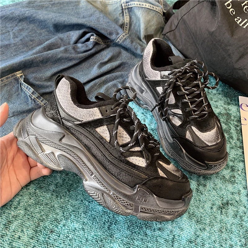 Брендовые винтажные кроссовки в стиле ретро на платформе Женская Осенняя