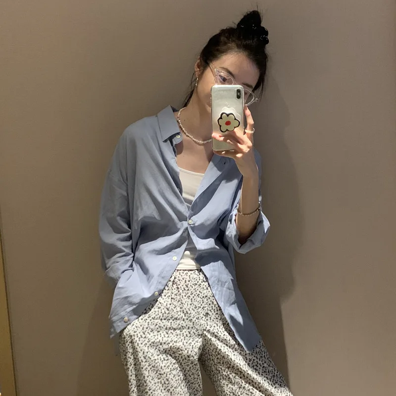 

2020 Tumblr 2021 Regular Summer New Korean Version Of The Simple Lazy Wind Lapel Loose Shirt Micro-thin Sunscreen Top Woman