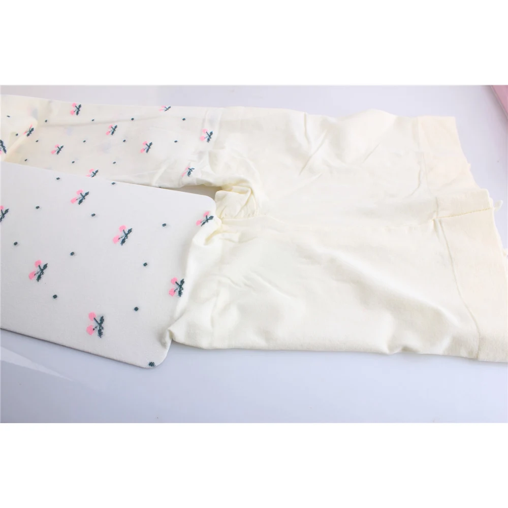 Женские элегантные тонкие колготки с принтом вишни качественные бархатные