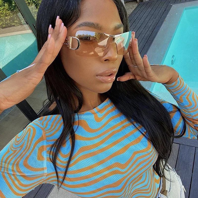 

Модные пикантные боди с принтом и открытой спиной, Женский Топ в полоску с длинным рукавом, женский слитный клубный боди для вечеринки, улич...