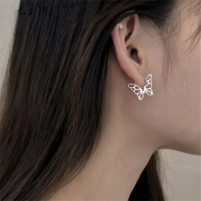

925 Sterling Silver Butterfly Charm Stud Earring For Women Girls Ear Buckle Retro Fashion Jewelry Pendientes Accessories eh357