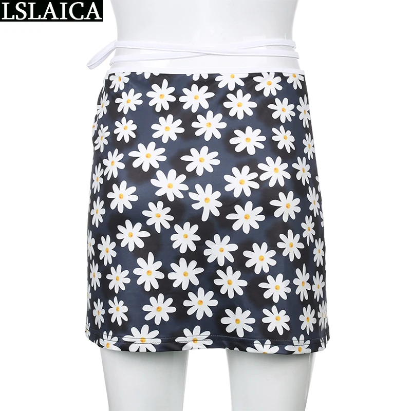 

Fashion 2 piece set women short strapless top&short skirt casual elegant two piece set skirt small daisies print sexy women sets
