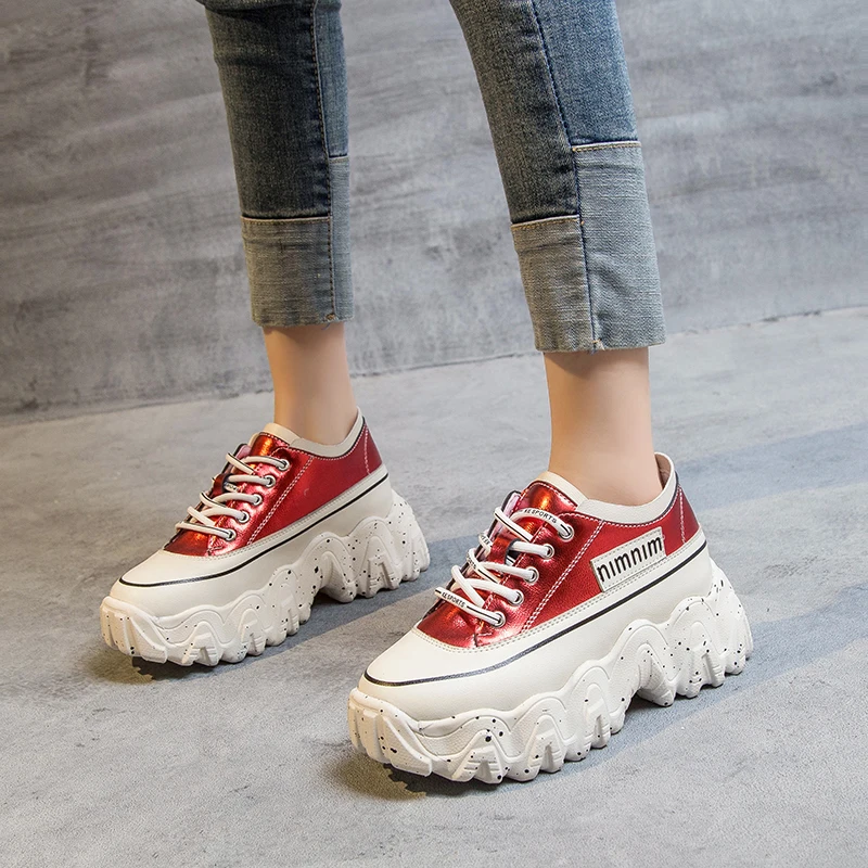 Ulzzang/Женская обувь визуально увеличивающая рост Женские кроссовки на платформе