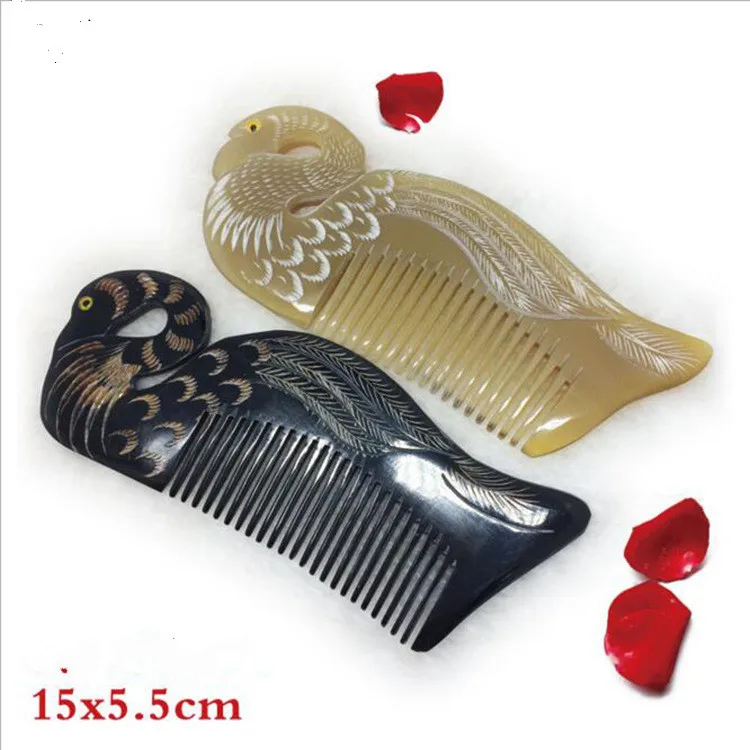 

Manufacturers wholesale natural quality quartz scraping massage antistatic swan carving comb interior decoration treatment