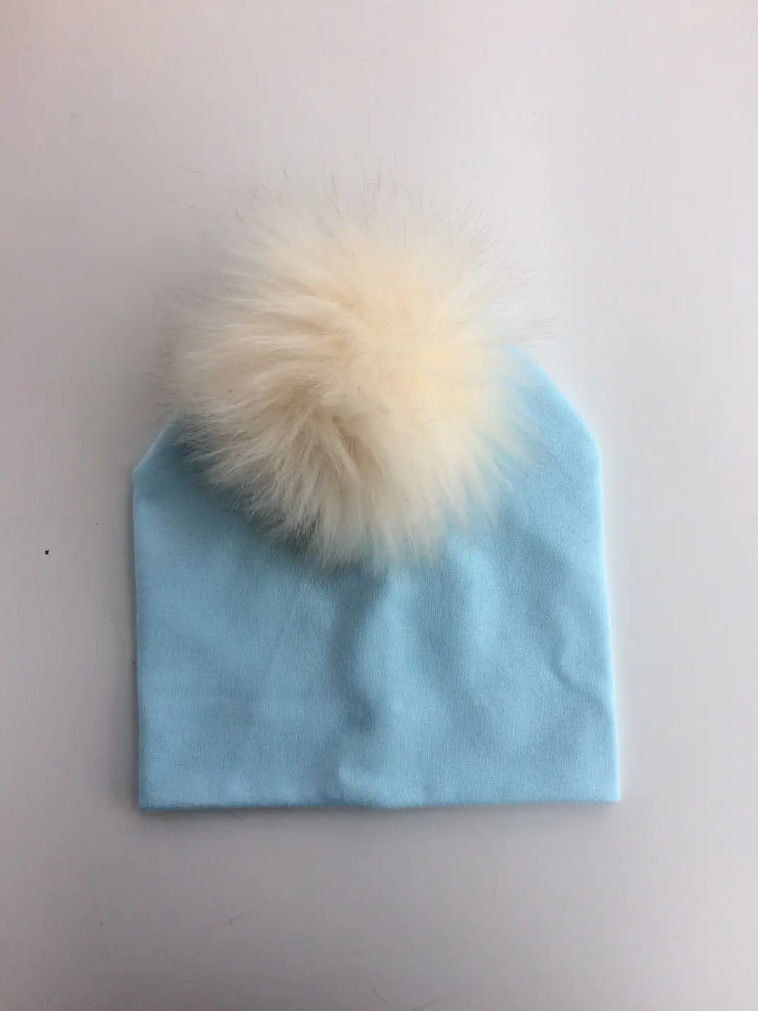 Шапка-бини с помпоном для детей на весну/зиму | Детская одежда и обувь