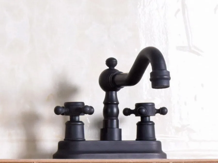 

Oil Rubbed Brass Two Hole 4" Double Cross Handle Kitchen Bathroom Basin Faucet Sink Hot Cold Mixer Tap Swivel Spout 360' dnf149