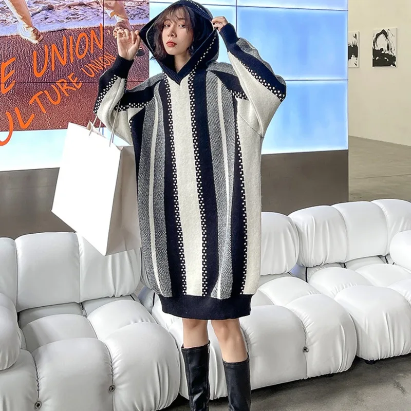 

XUXI Women Thicken Pullover Sweater, Streetwear Long Sleeve Stitching Hooded, Fashion Knitting Coat, Autumn Winter 2021, E4291