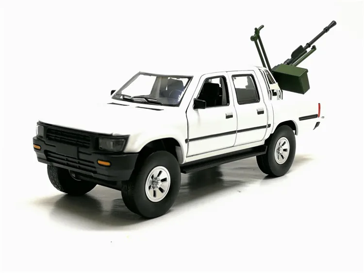 Новинка 1/32 Toyota Hilux пикап с анти-танковым пистолетом литая металлическая Модель автомобиля игрушки звуковое освещение для детей подарки с коробкой