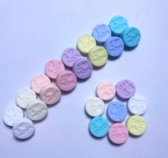 Candy A 10 шт. силиконовые бусины I Love DAD/I love MOM плоские круглые Прорезыватели для зубов для детей подвеска с силиконовыми бусинками ювелирные изделия изготовление еды - Цвет: Candy A