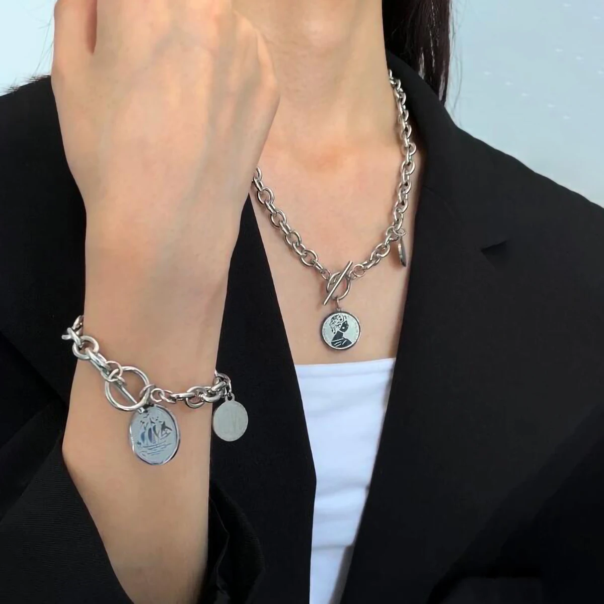 

IngeSight.Z Titanium Steel Toggle Clasps Lasso Bracelets Necklaces Carved Coin Portrait Pendant Necklaces Female Men Jewelry Set
