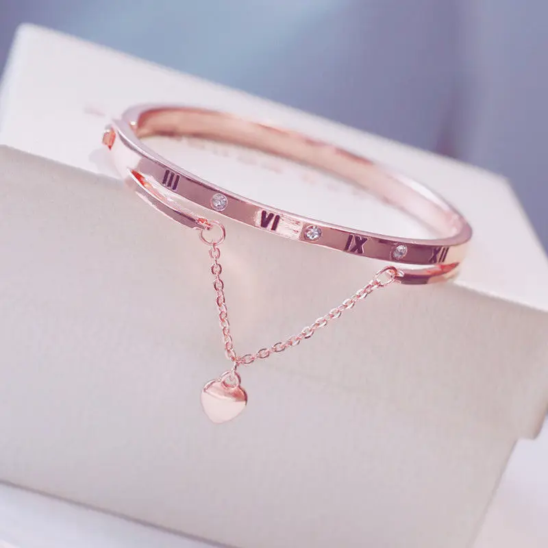 

Korean Style Ceramic Watch Female Fashion Trend Student White Simple Small Dial Temperamental Bracelet Female Watch Small and