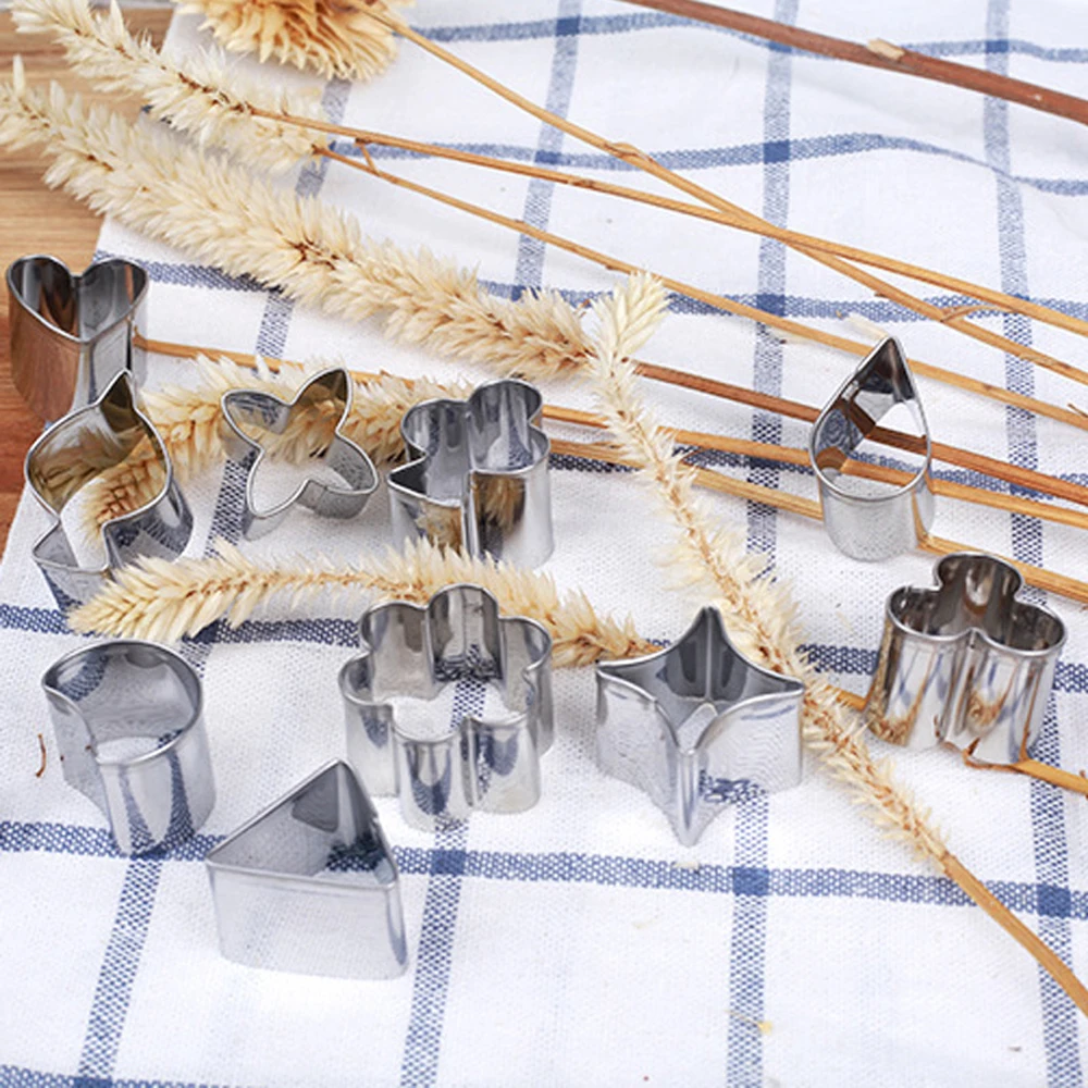 

12pcs/set Geometric shape Cookie Cutter Tools Stainless Steel Shaped Holiday Biscuit Mold Kitchen Cake Decorating Tool