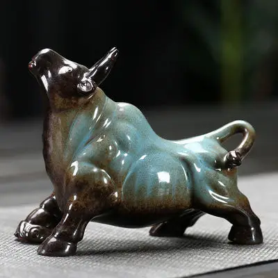 

Exquisite ceramics Feng Shui Niu Niu Qi Chong Tian home decoration