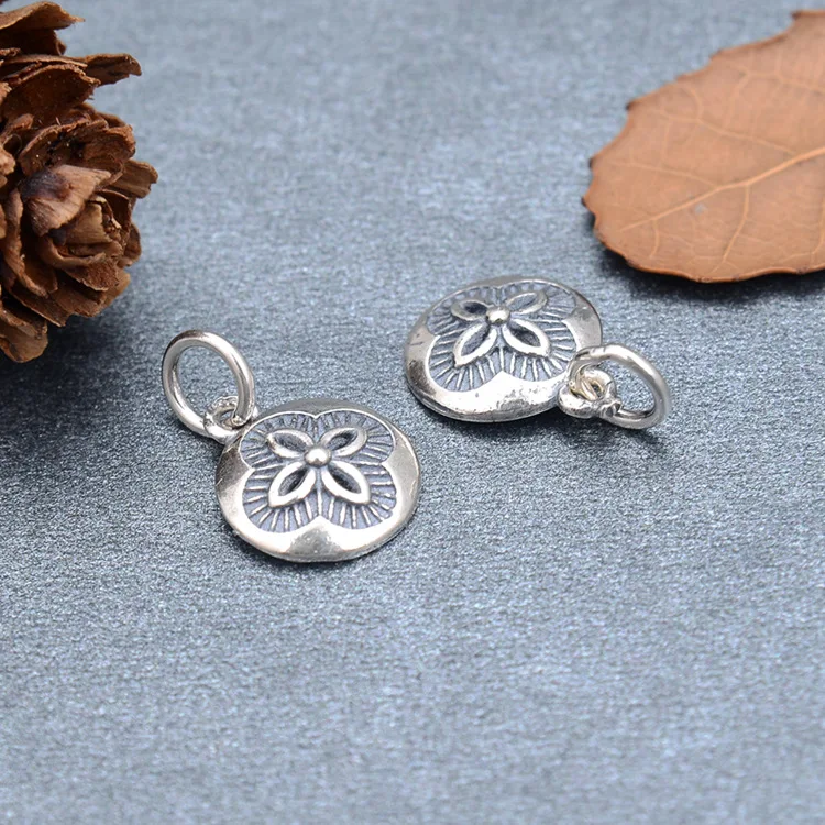 Подвеска из серебра 100% пробы с четырьмя элементами |