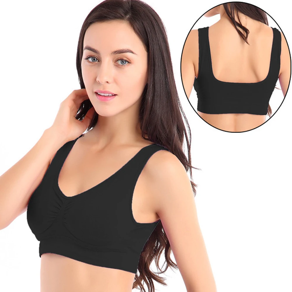Дышащий спортивный бюстгальтер чашечки расположены рядом на каждый день с