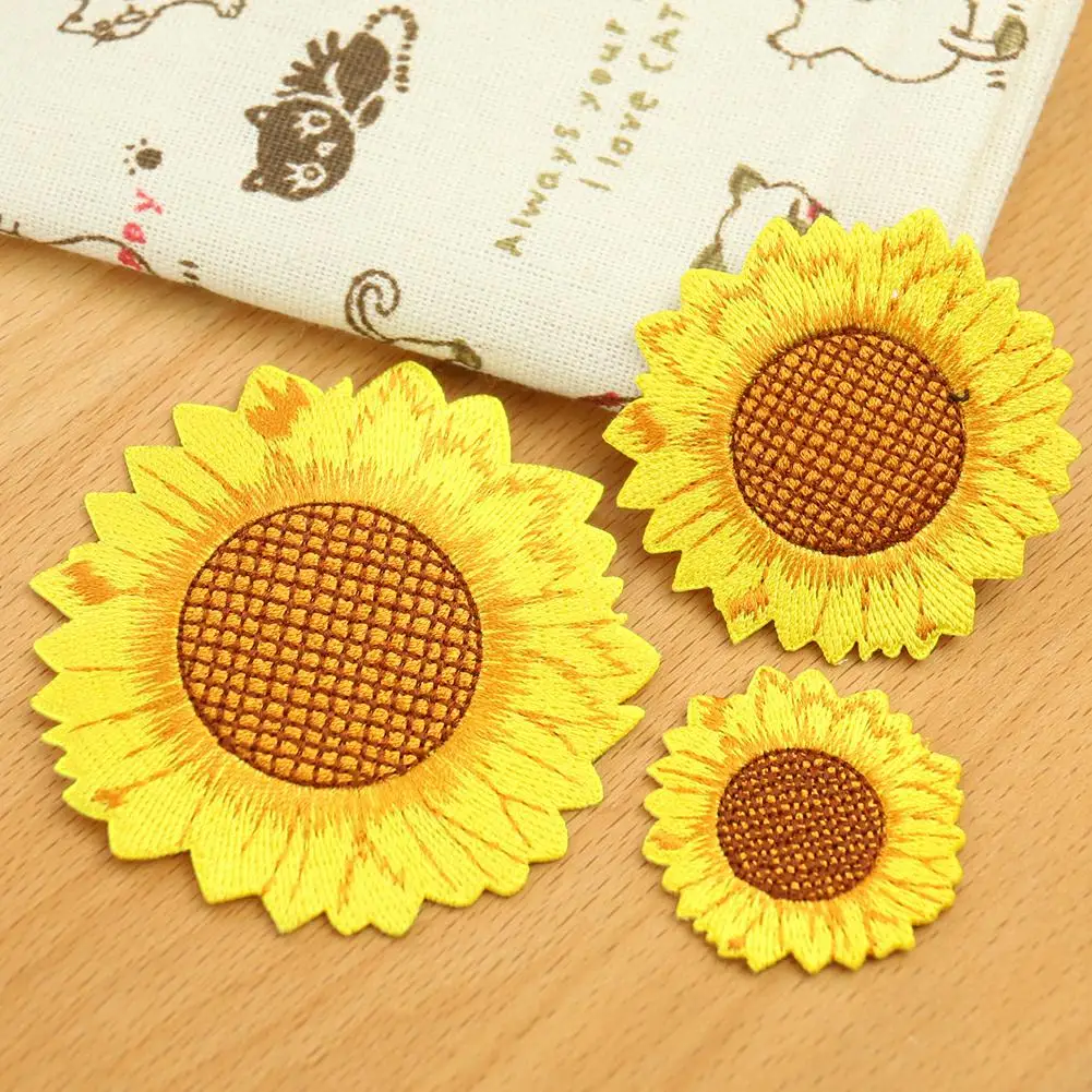 

5PC Embroidered Sunflower Iron on Patch Sew on Flower Sticker Jeans Pant Shoes Bag Fabric Appliques Handmade Badge DIY Accessory