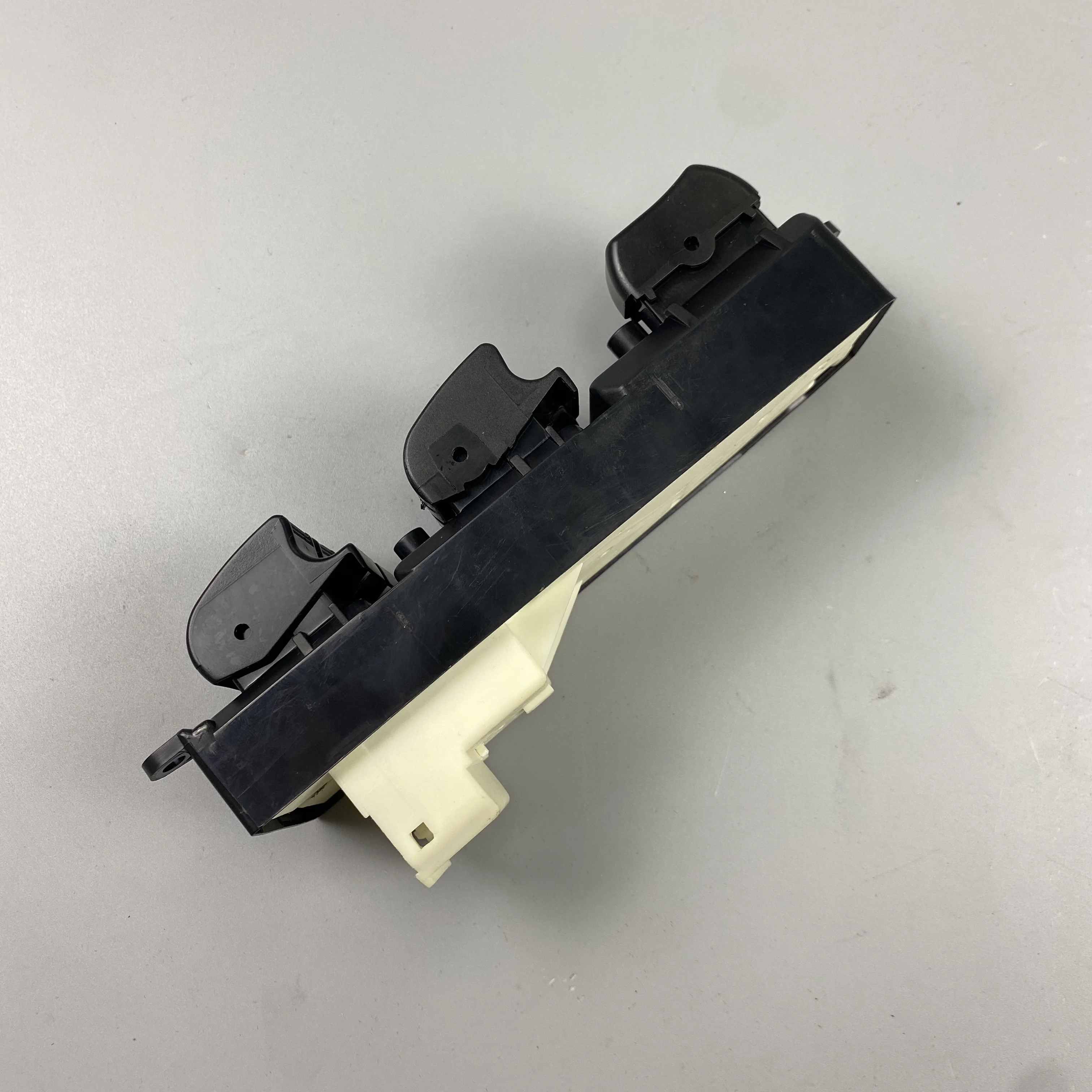 Электрический переключатель стеклоподъемника RHD 84820 0K010 для Toyota Hilux Fortuner