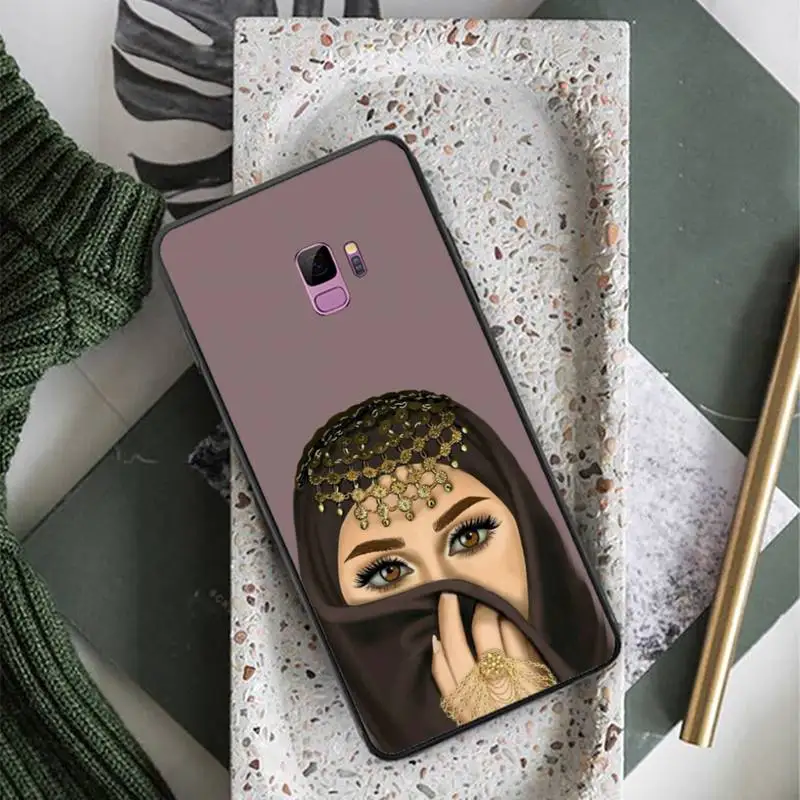 

Woman In Hijab Face Phone Case For Samsung Galaxy A 3 6 7 8 10 21 01 11 31 91 10S 20S 30S 50S PLUS